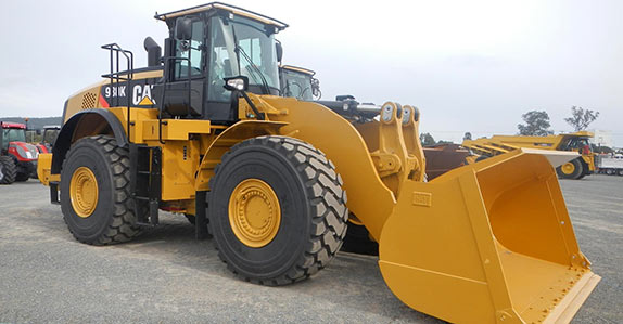 This Caterpillar 980K wheel loader sold for AU$520,000